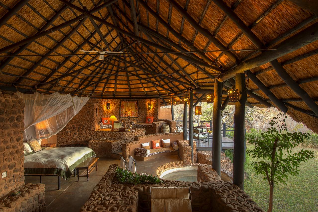 Stanley Safari Lodge リビングストン エクステリア 写真